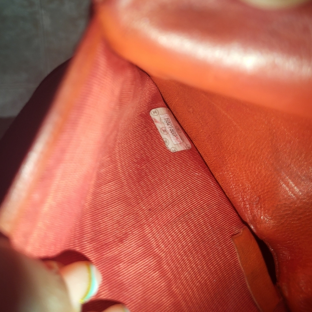 Chanel Red Caviar Wallet - Picture 8 of 8